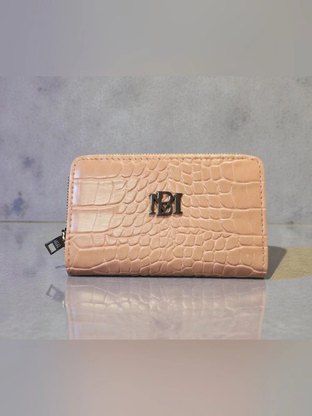 Badgley Mischka Vegan Croc Leather Zip Wallet -NWOT